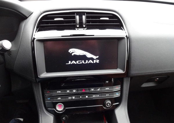 Jaguar F-Pace cena 136900 przebieg: 109000, rok produkcji 2016 z Białystok małe 191